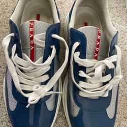 Prada cups dark blue
