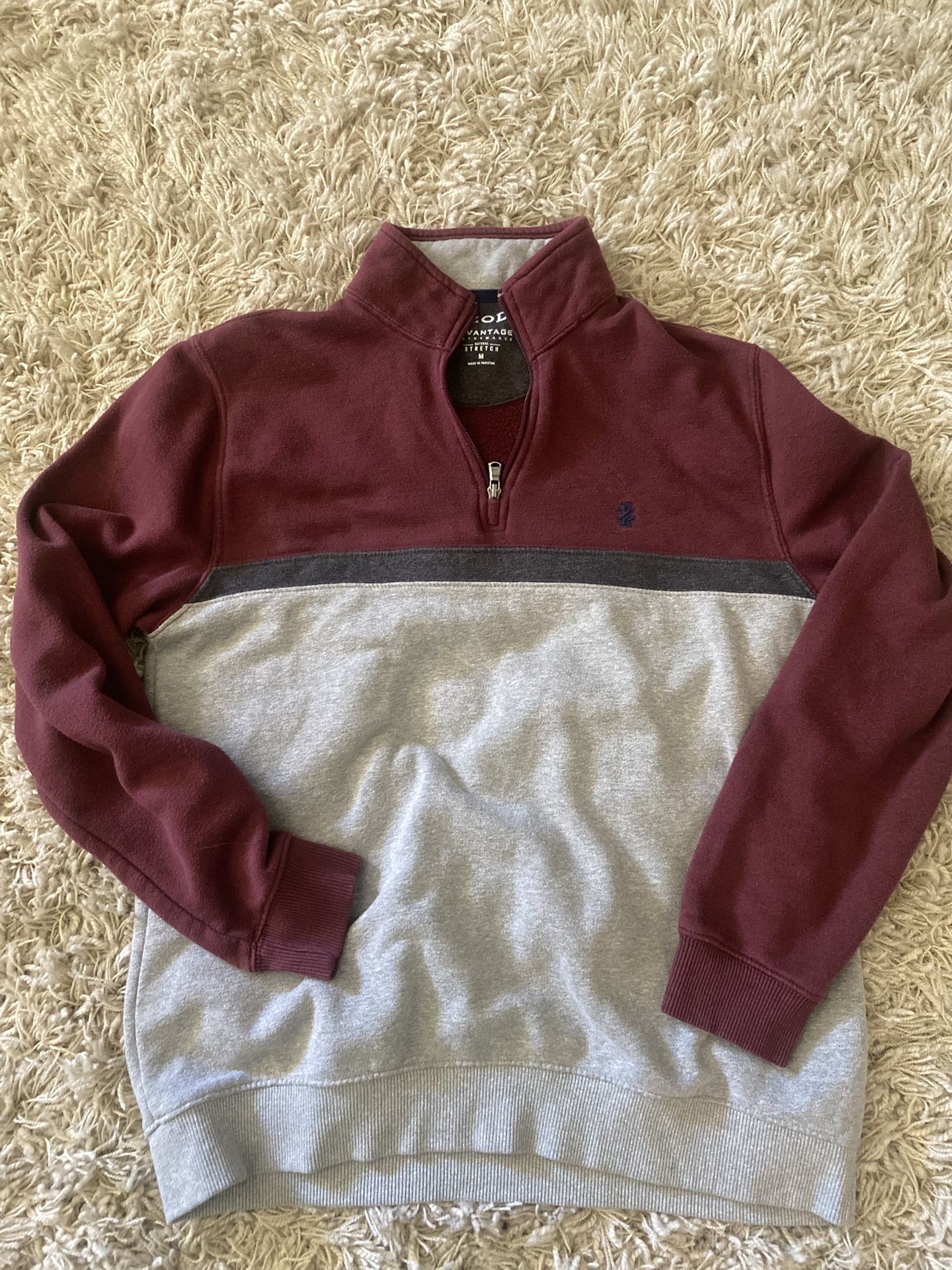 IZOD Men’s Advantage Performance Half Zip Sweatshirt size: Medium