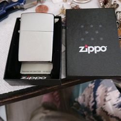 Brand New Zippo Lighter Street Chrome Made Right Here In The Great USA