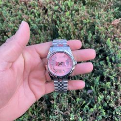 Lady’s Pink Face Luxury Watch 