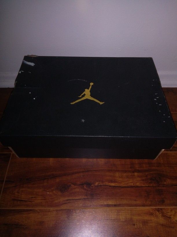 Jordans Bloyal / Size 8 .1/2,All Products : American Fashion Style Bags On Sale