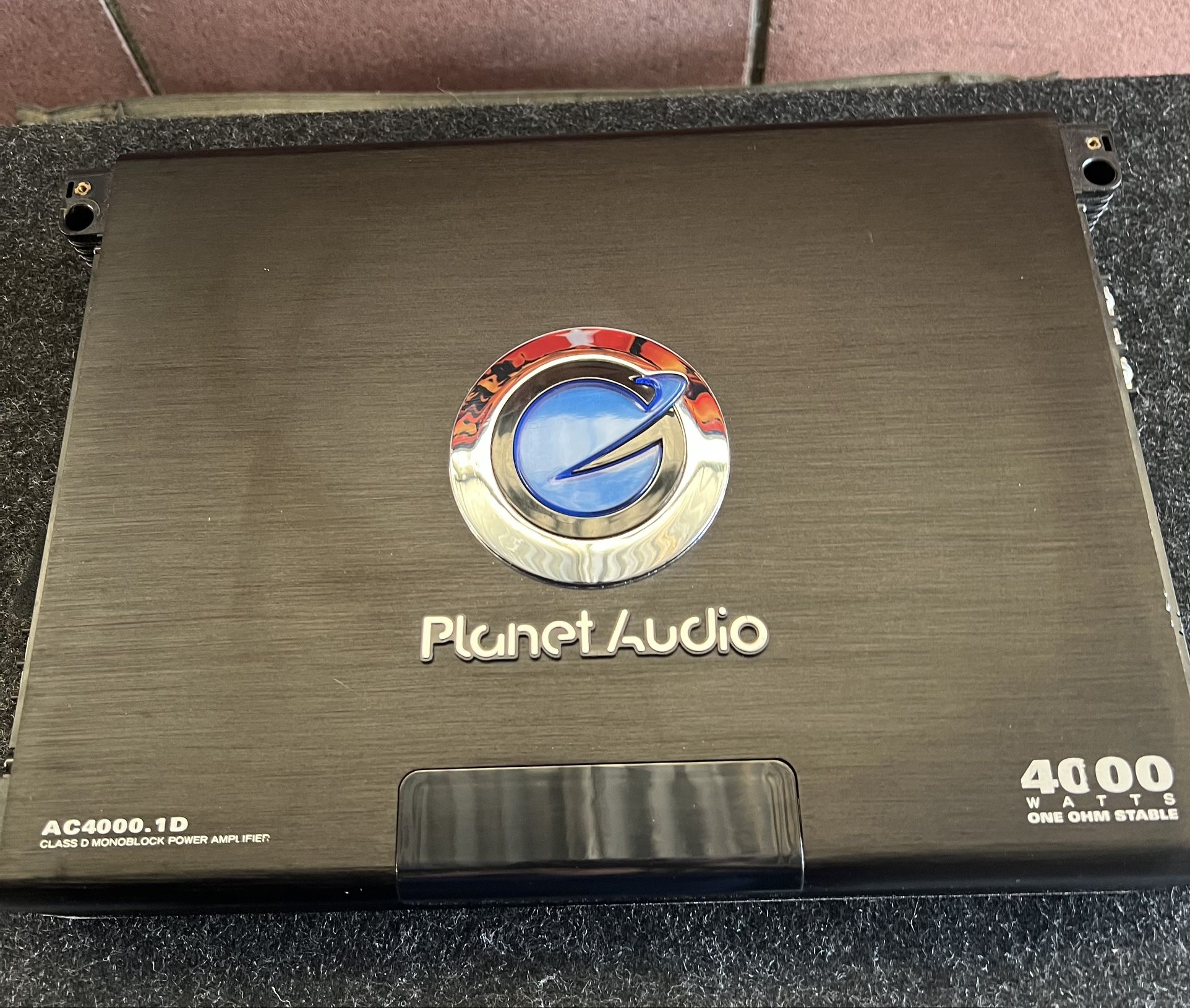Planet audio amp Model Ac4000 1.D Mono block amplifier 