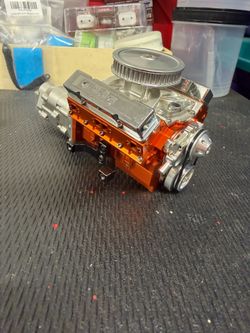 RC4WD V8 Engine and Transmission