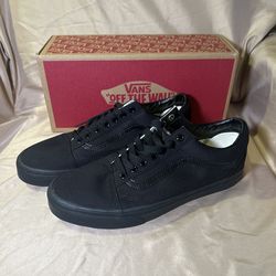 New Vans Old Skool Triple Black Size 10