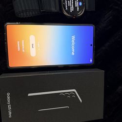 Samsung GALAXY S25 Ultra And Ultra Watch 