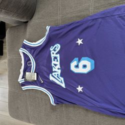 Los Angeles Lakers LeBron James Jersey