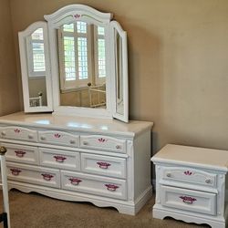 Girls Dresser With Mirror And Night Stand 