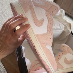 Air Jordan 1 Mid SE