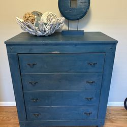 Adorable All-Wood 4-Drawer Dresser in Water-Washed Teal