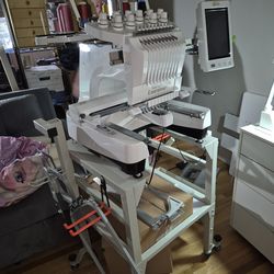 BABYLOCK enterprise 10 needle