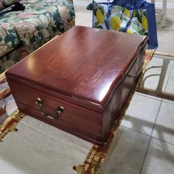 CIGAR BOX