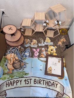 Pooh 1st Birthday Party Decor