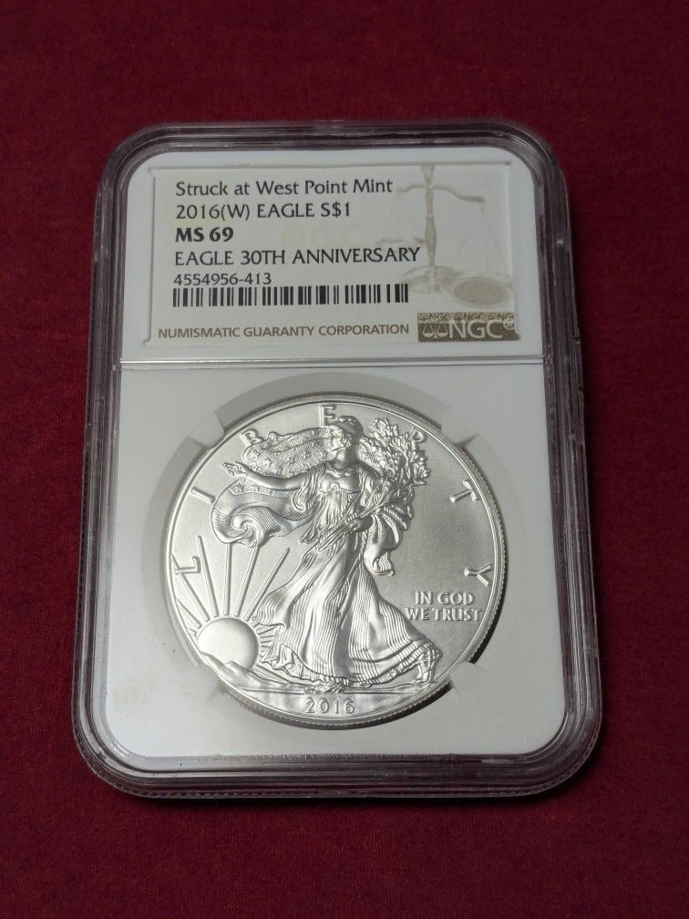2016 (W) American Silver Eagle π¦
1oz. silver .999 NGC MS69 30th Anniversary