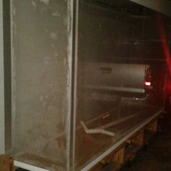 Monster Aquarium 10'x6'x28" 3" Thick Acrylic all around...