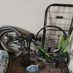 Bicycle for Sale Along With New Tire. 