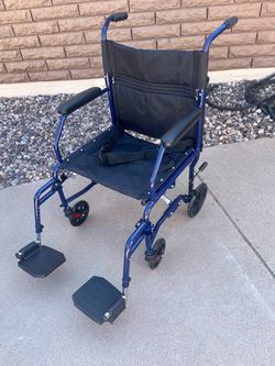 Transport/Wheelchair, footrests, 19” Seat, Brakes, etc