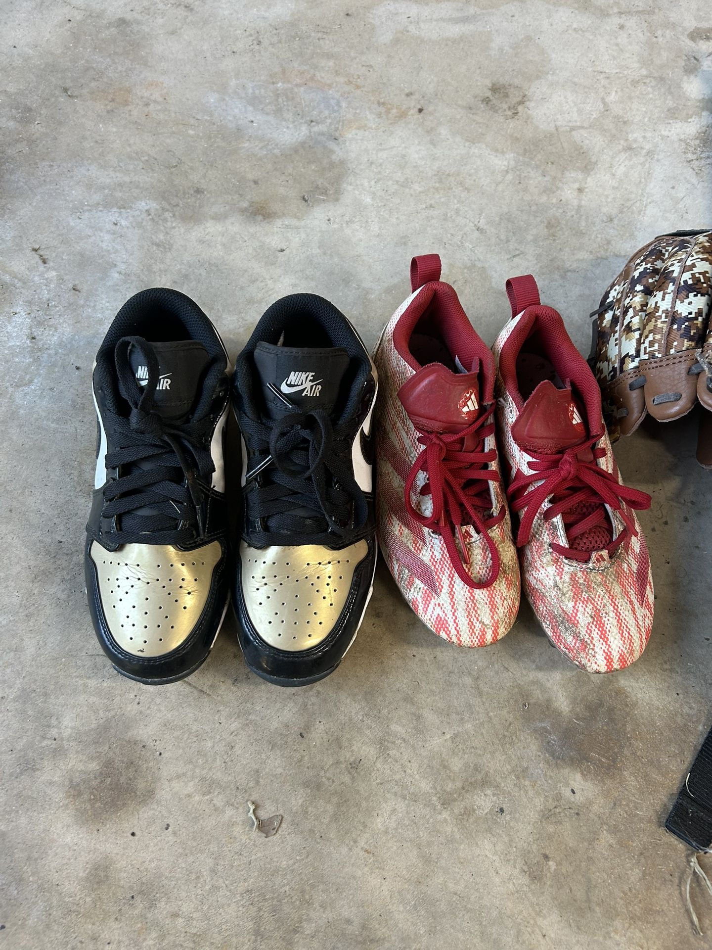 Used Boy Cleats 