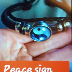 🩷 Adjustable Bracelet Pick Up Still Available 