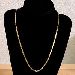 Trifari Gold toneChain Fashion Necklaces18”