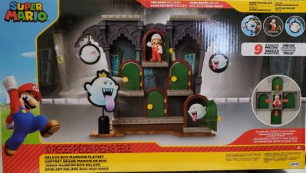 Nintendo Deluxe Boo Mansion Playset BNIB