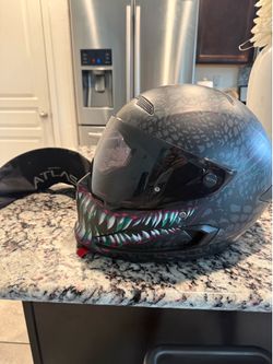Atlas 4.0 “Beast” Helmet (L)