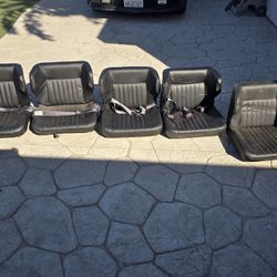 5 (FIVE) TOYOTA FORKLIFT SEAT. OEM, NEW 