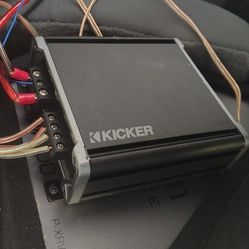 Son Woofers With Kicker Amp