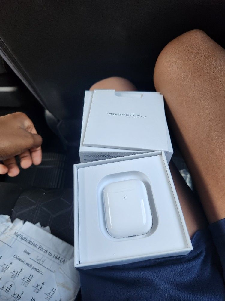 Apple Airpod 4s