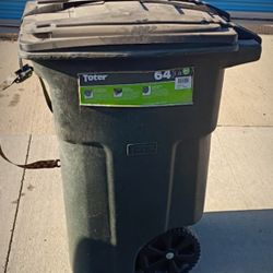 64 Gallon Trash Can