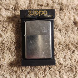 NICE! ORIGINAL ZIPPO LIGHTER 04