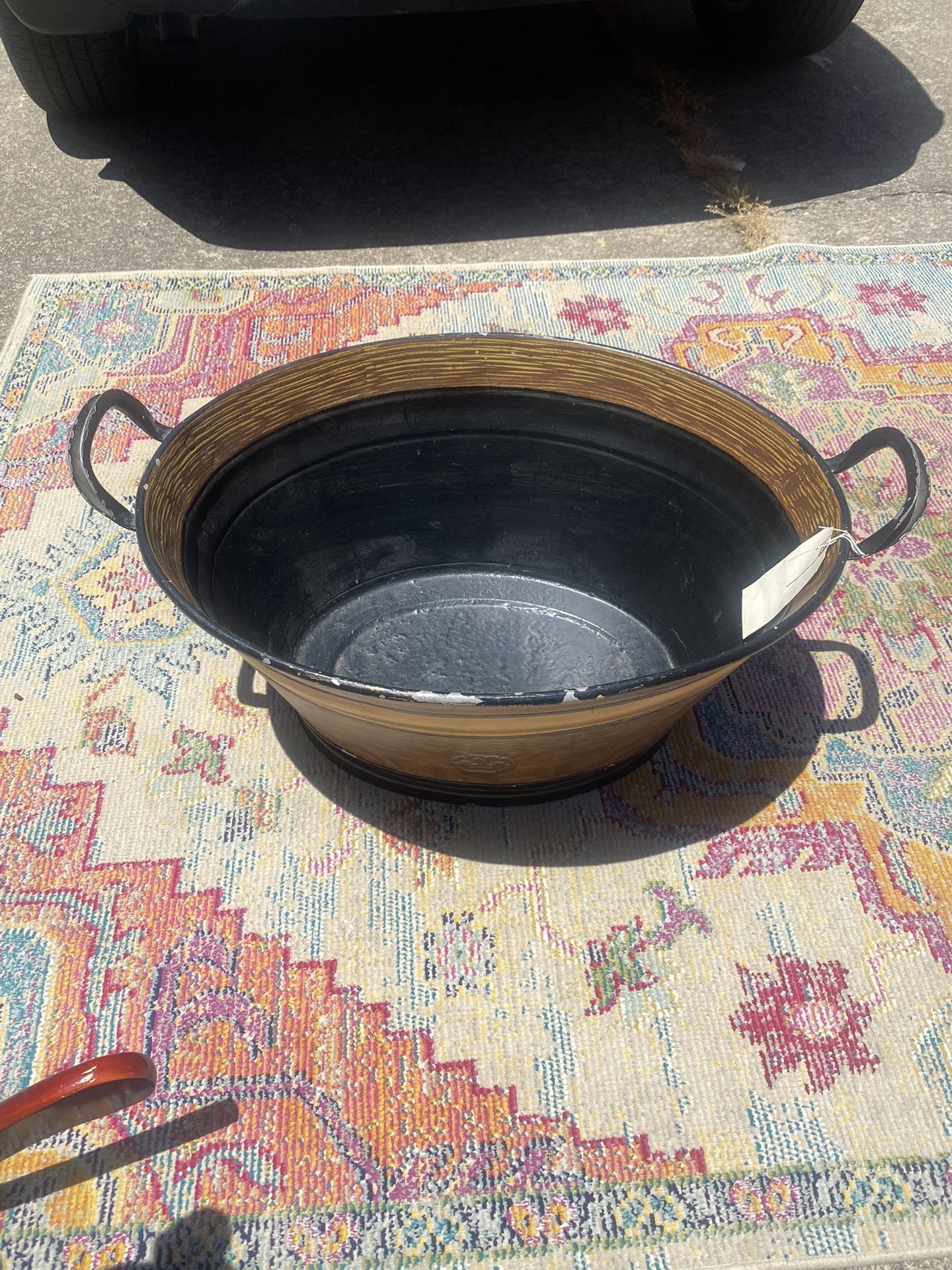 Vintage Antique bucket / Baby Tub
