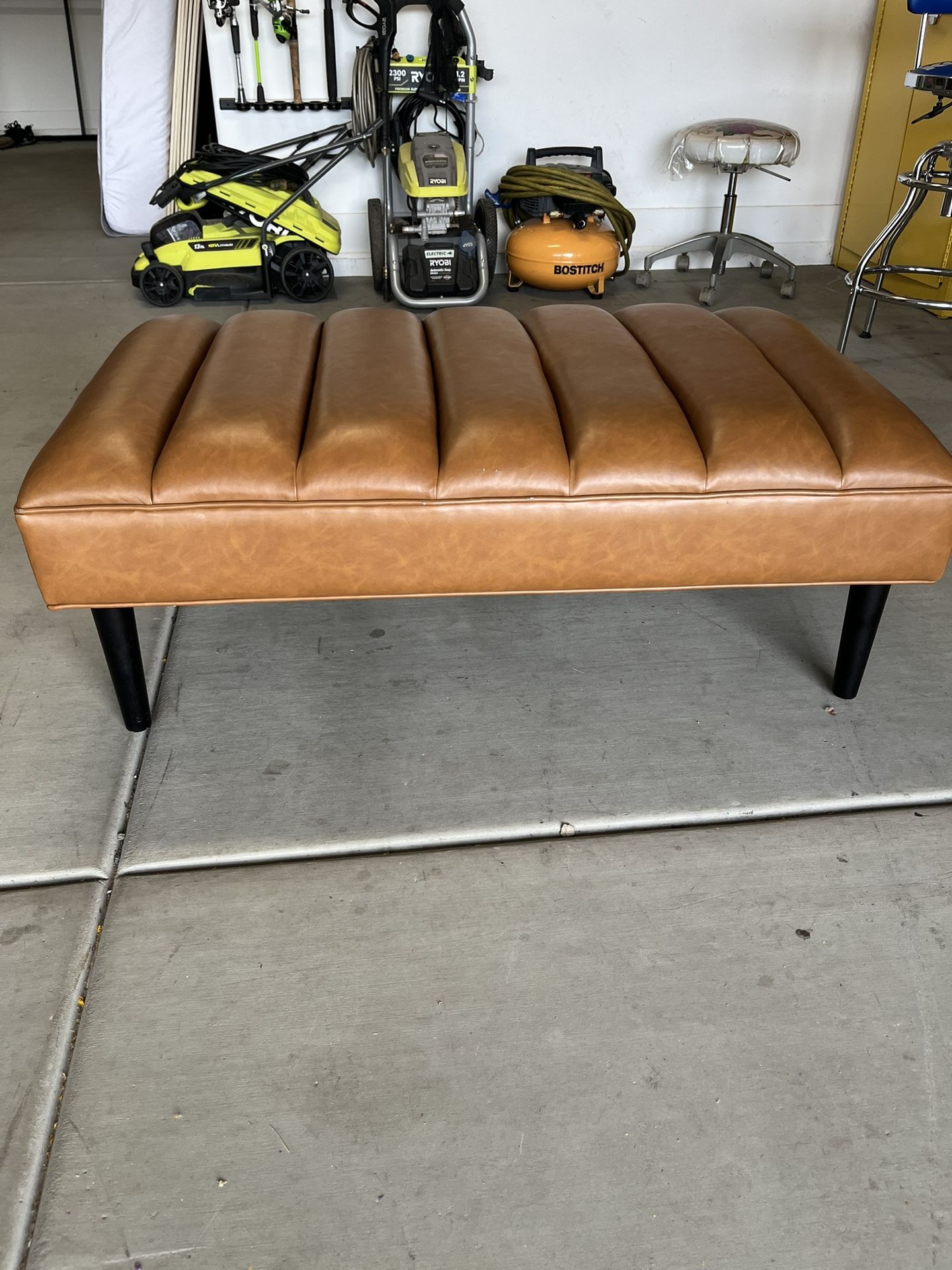 Ottoman/ Coffee Table