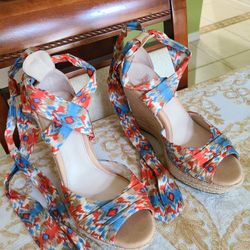 UGG Flatform Wedge  Lucianna Espadrille Shoes Sandals Size 8.5