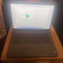 Dell Pro Max 14 Lap With Keyboard, and Mouse 
