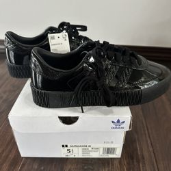 Adidas Women's Size 6.5