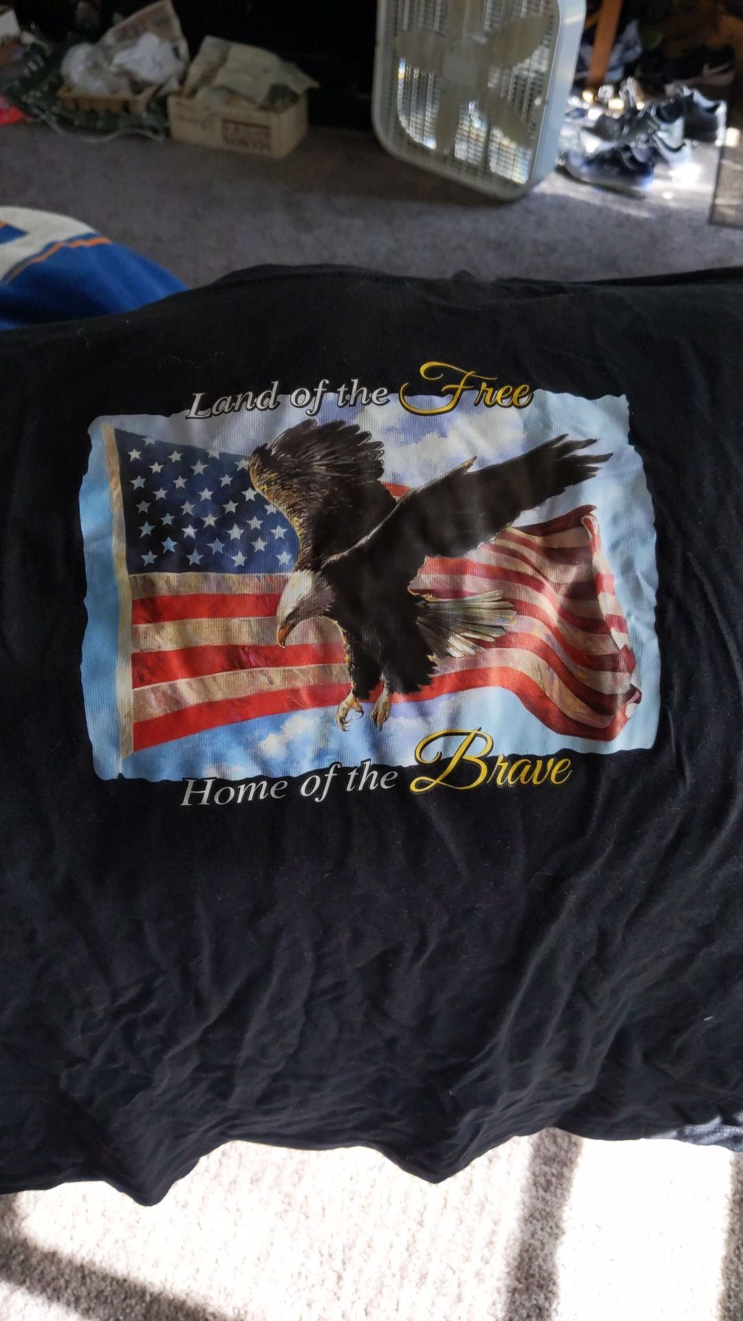 Land of the Free Home of the Brave size L