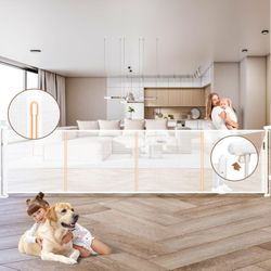 Dueelala Pet Gate      200"W x 41"H                                 #0783