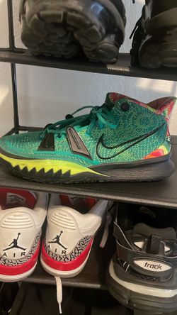 Kyrie Weatherman Size 11