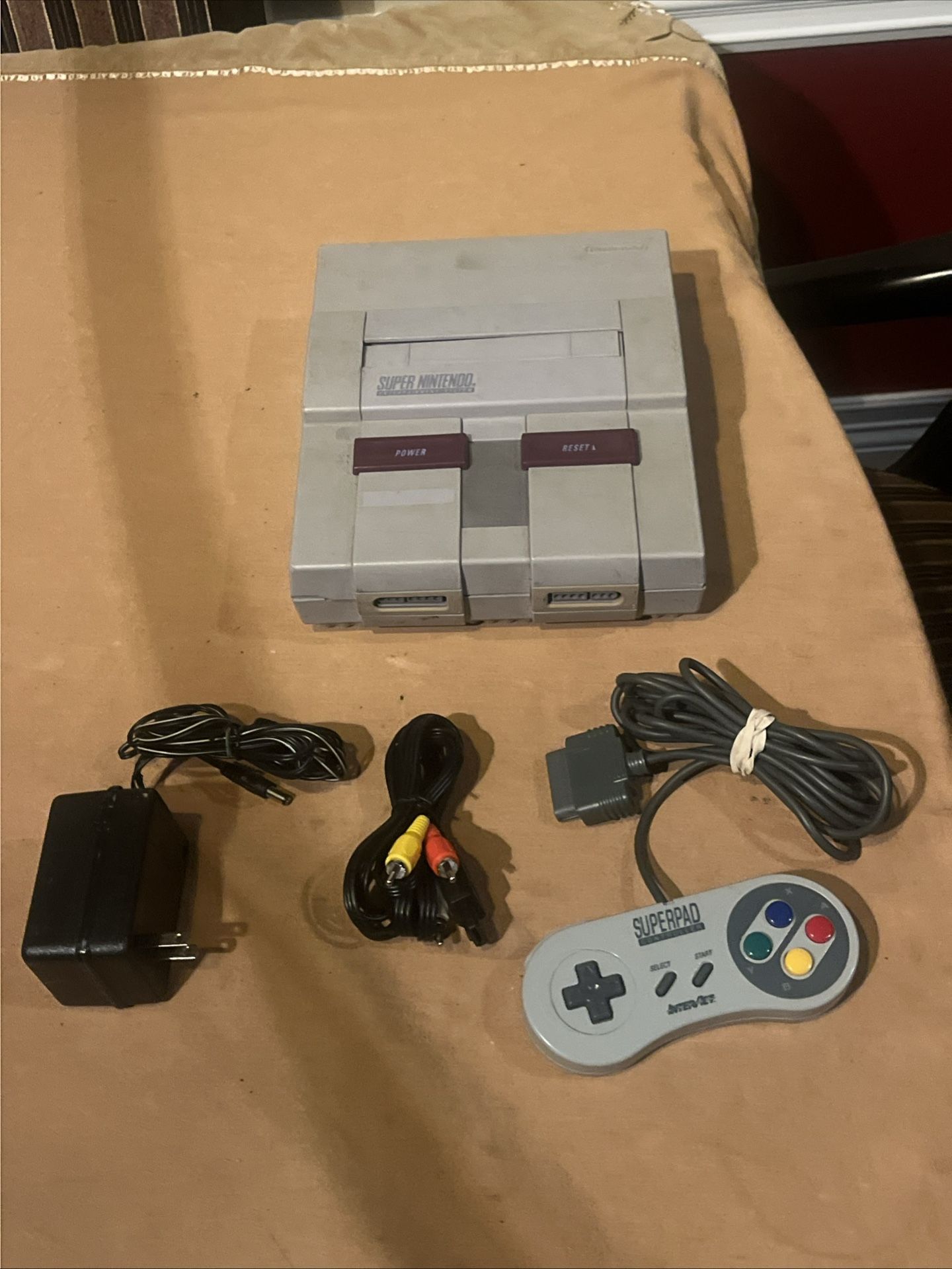 Nintendo Super Nintendo SNES (SNS-001) Console w/ Cords & Controller Tested