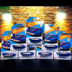 2025 Hot Wheels DC Batman Classic TV Series 1966 Bat Boat $4 Each