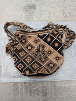 Colombian Single Pocket Satchel