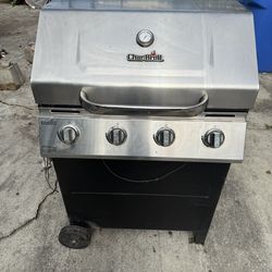 Char-Broil 4 Burner Gas Grill
