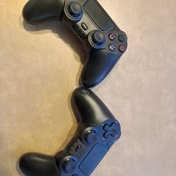 2  New  PS4 game controllers