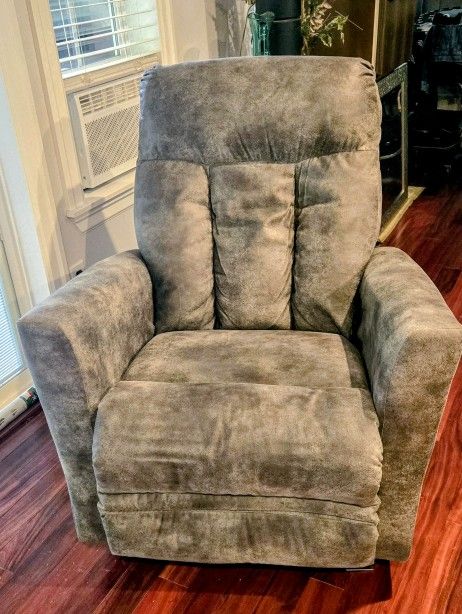 Lazy BOY Power Rocker Recliner