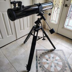 Celestron 4-1/2 inch (114mm) Newtonian Telescope - 910mm FL
