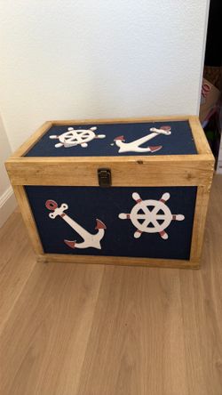 Nautical storage box