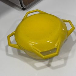 Vintage mid century COPCO D1 Denmark Yellow enameled cast iron dutch oven & lid