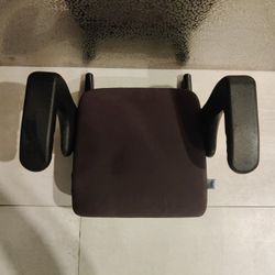 Clek Booster Seat