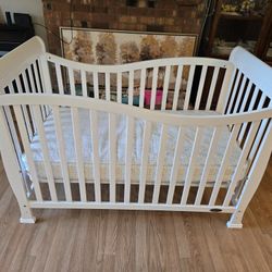 Baby Crib With Mattress