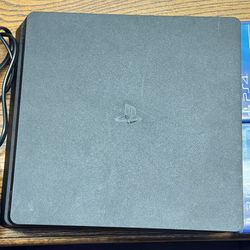 Ps4 Slim with 2 Games